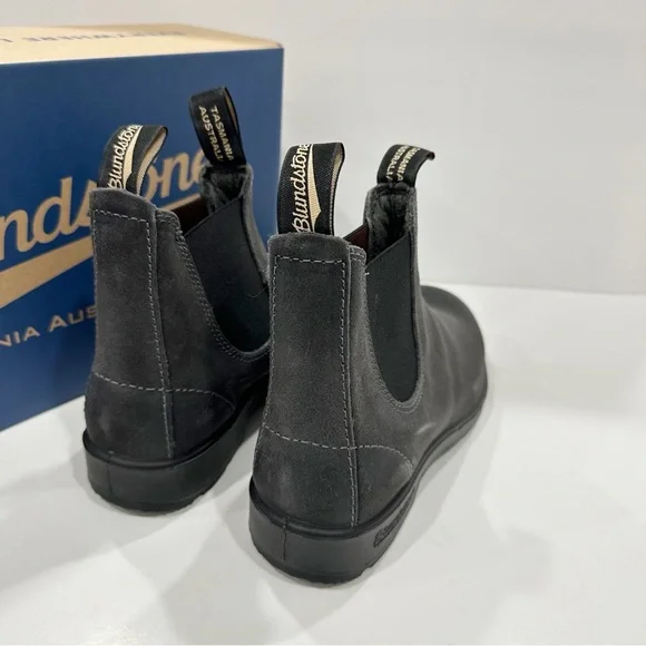 Blundstone 1910 Women's Suede Leather Chelsea Ankle Boots